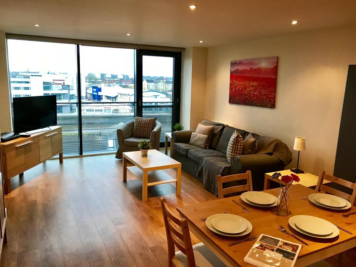 River Heights Glasgow Luaran gambar