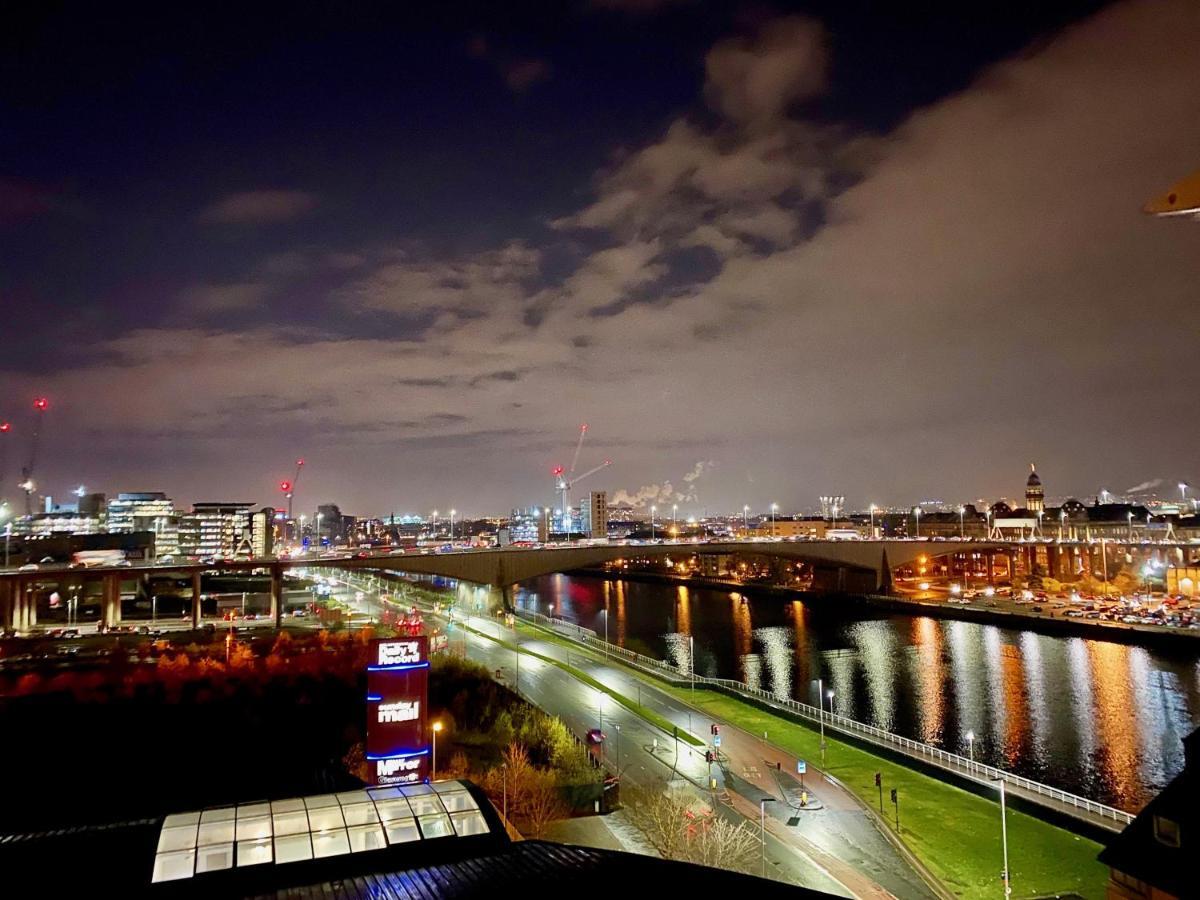 River Heights Glasgow Luaran gambar